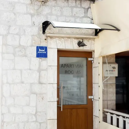And By The Sea - 22597 بيت ضيافة